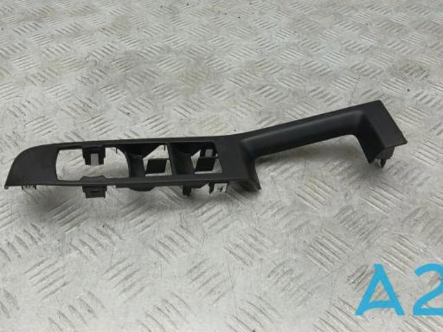 Накладка кнопки стекло подъемника переднего правого LJ6Z14525CD FORD