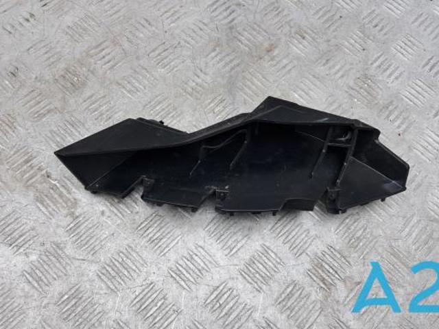 Правый кронштейн крепления бампера заднего LJ6Z17D942E FORD