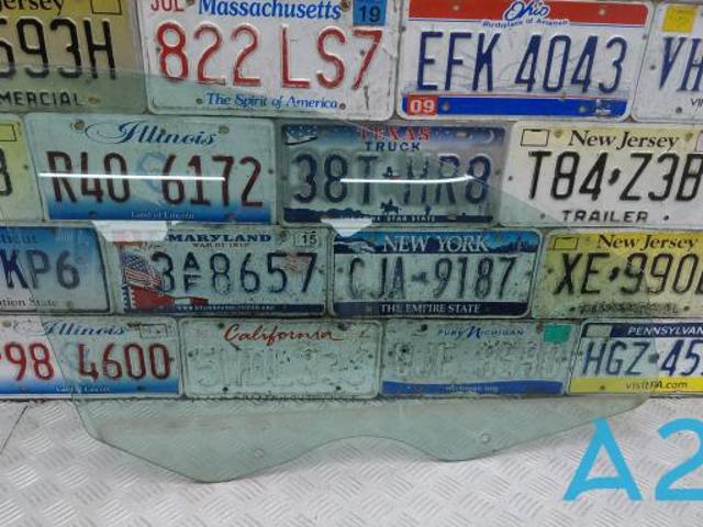 Стекло двери передней правой LJ6Z7821410B FORD