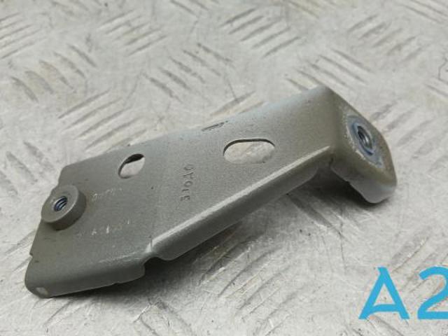 Кронштейн крепления крыла переднего левого, передний LJ8Z16C199A FORD