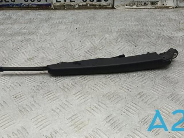 Поводок дворника заднего стекла LJ8Z17526C FORD
