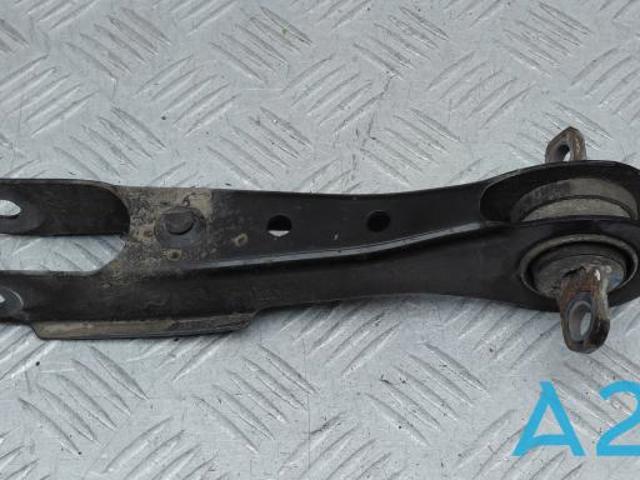 Рычаг/тяга задней подвески продольный верхний, правый LJ9Z5500S FORD