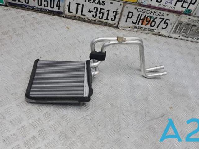 Радиатор отопителя LR002632 LAND ROVER