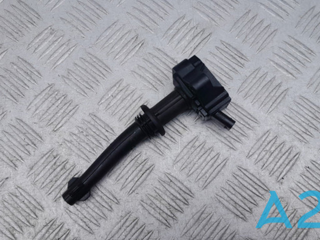 LR010687 LAND ROVER Катушка зажигания купить в Житомир