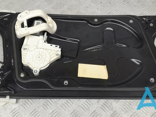 Стеклоподъемник передней правой двери LR013865 LAND ROVER