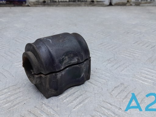 LR018354 LAND ROVER Втулка стабилизатора купить в Запорожье