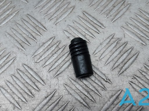 Отбойник капота LR023025 LAND ROVER