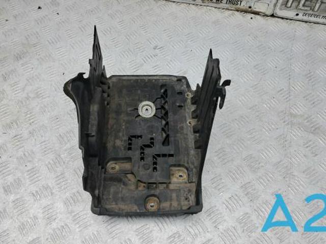 Крепление аккумулятора LR023753 LAND ROVER