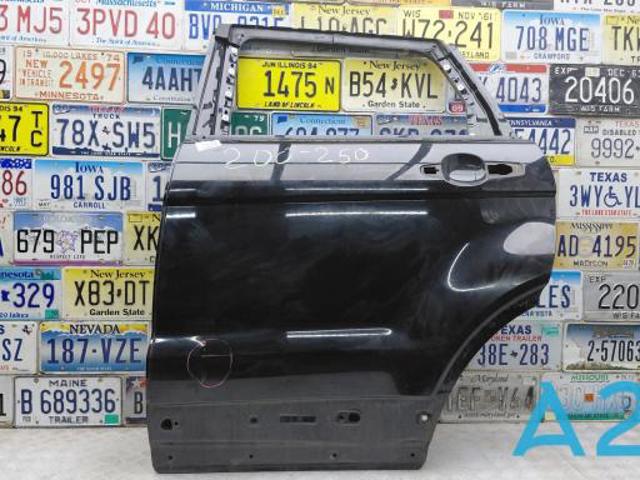 Задняя левая дверь LR028557 LAND ROVER
