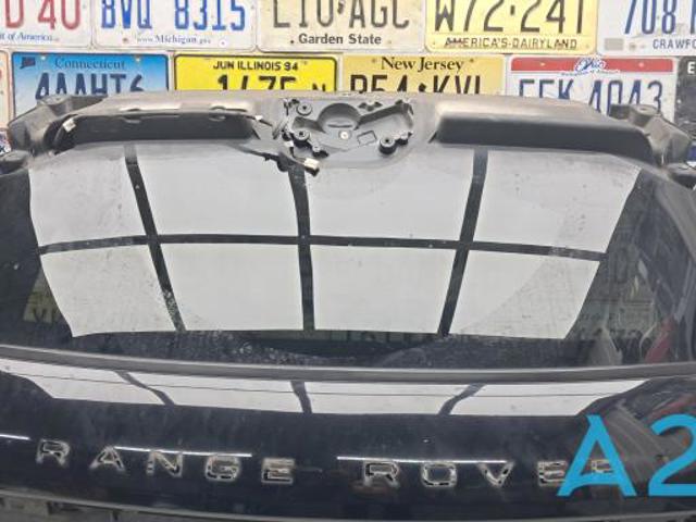 Окно двери задка LR049348 LAND ROVER