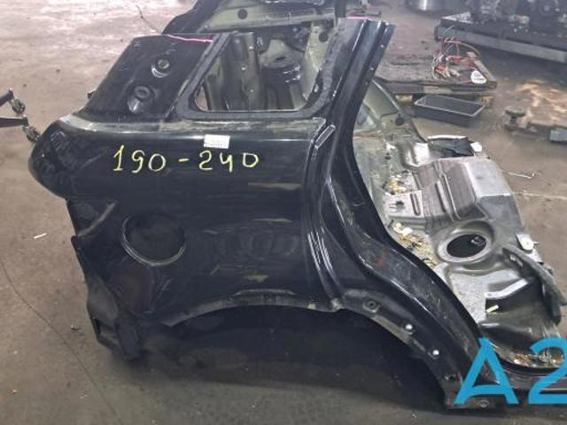 Крыло правое заднее LR054608 LAND ROVER