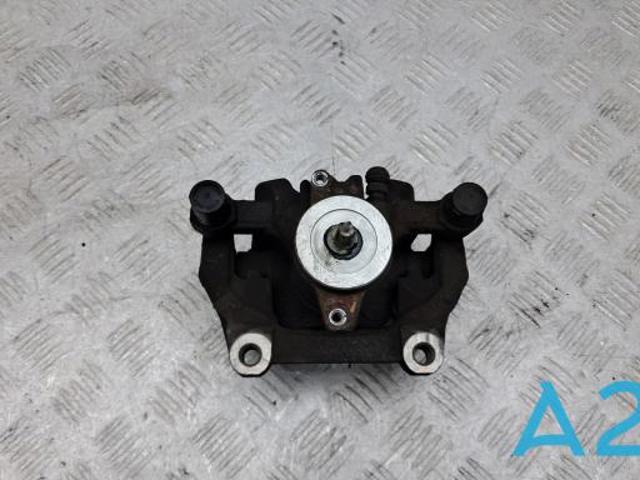 Задний левый суппорт LR061381 LAND ROVER