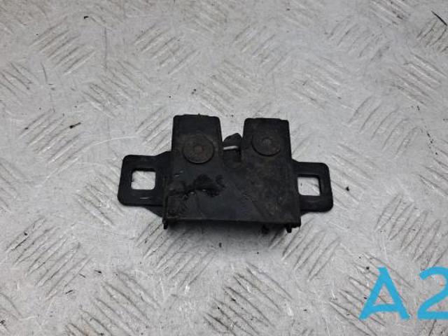Замок крышки капота LR065339 LAND ROVER