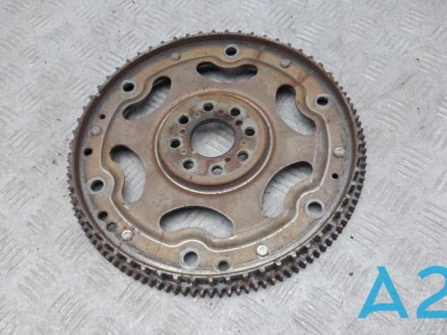 Маховик сцепления LR073820 LAND ROVER