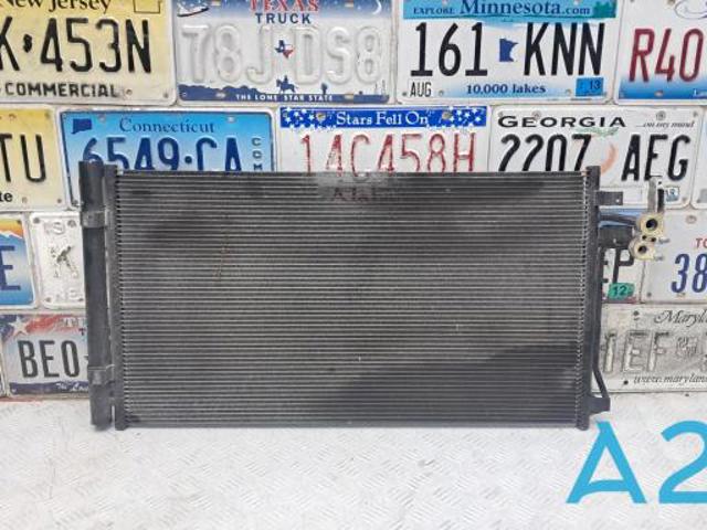 Трубопроводы и радиатор кондиционера LR075358 LAND ROVER