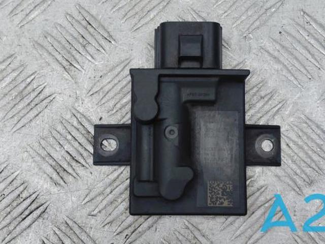 Блок управления топливного насоса LR097220 LAND ROVER