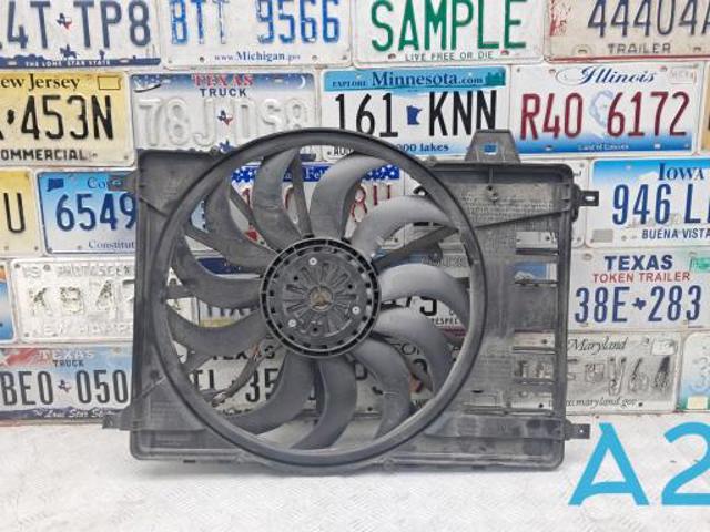 Диффузор радиатора охлаждения в сборе с крыльчаткой LR099669 LAND ROVER
