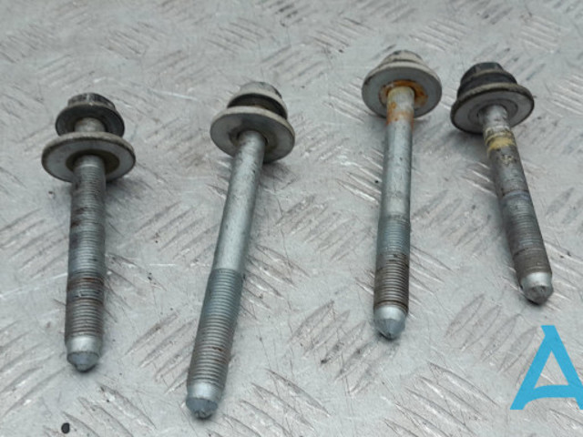 Болт подушки рамы кузова N91009302 VAG