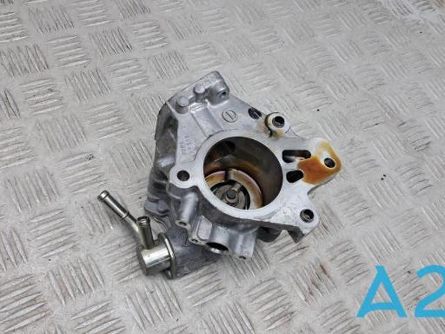 Механический вакуумный насос P5PW18G00 MAZDA