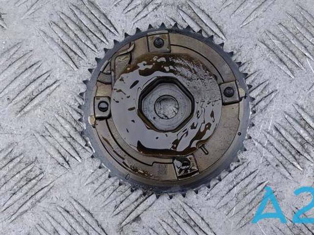 Звездочка шестерня распредвала двигателя выпускного PE02124X0 MAZDA