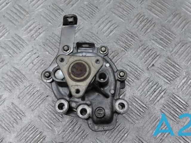 Помпа PY8W15010B MAZDA