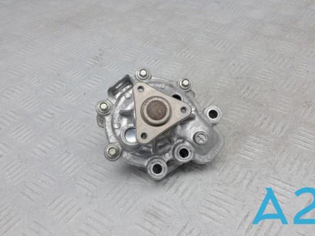 MAZDA PYFA15010D Помпа водяная (насос) охлаждения в наличии Черкассы