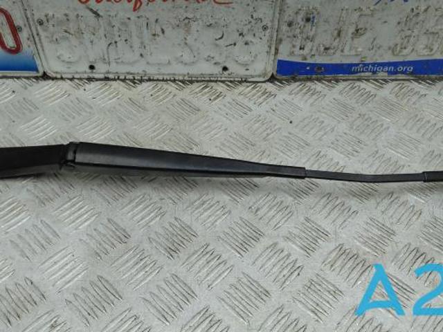 Рычаг-поводок стеклоочистителя лобового стекла T4A1174 JAGUAR