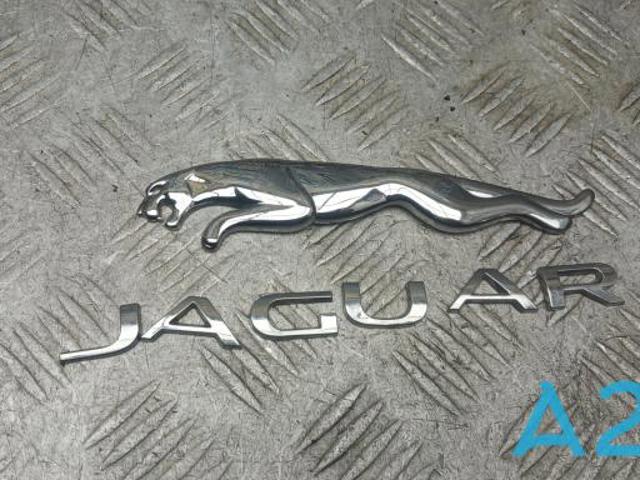 Фирменный значек на багажник T4A15451 JAGUAR