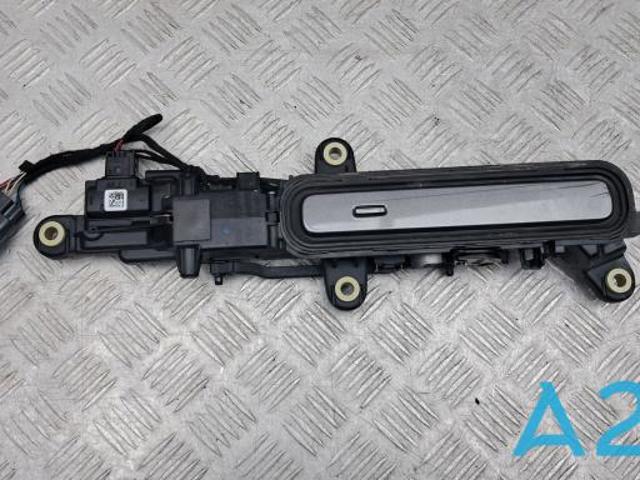 Ручка двери передней наружная правая T4K1286 JAGUAR