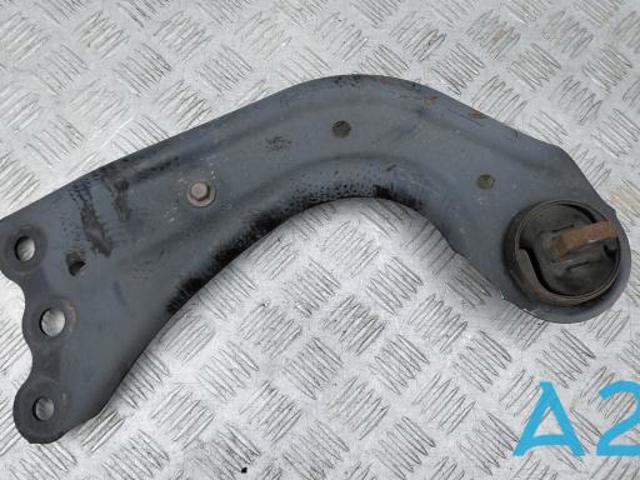 Рычаг/тяга задней подвески продольный нижний, левый TK4828250A MAZDA