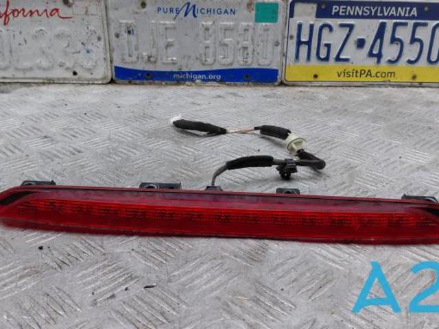 Дополнительный стоп-сигнал TK4851580 MAZDA