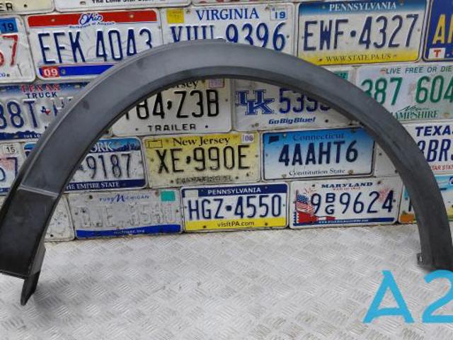 Молдинг задней арки крыла, левый TK4851W60H MAZDA