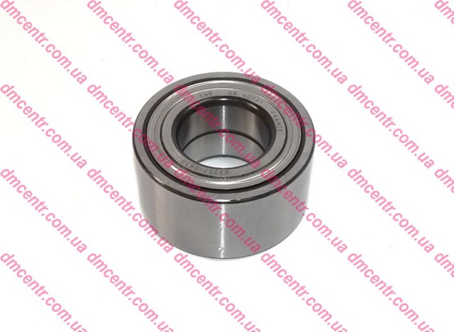 Комплект подшипника ступицы колеса R15864 SNR