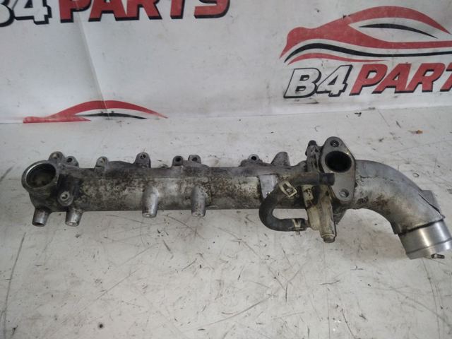Впускной коллектор 140018H810 NISSAN