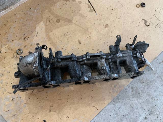 Впускной коллектор 1542A084 MITSUBISHI