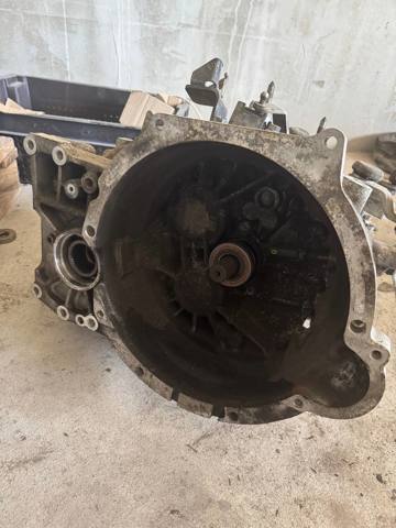 Коробка передач 2500A358 MITSUBISHI