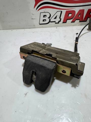 Замок крышки багажника 30649102 VOLVO