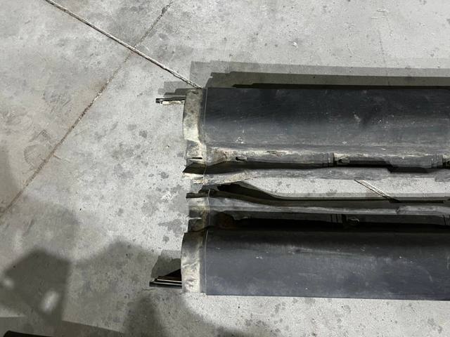 VOLVO 30655190 Накладка (молдинг) порога наружная правая в наличии Сумы