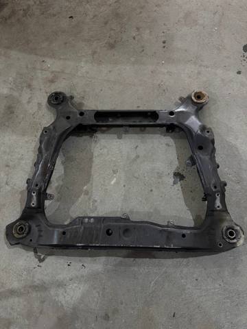VOLVO 30776400 Балка передней подвески (подрамник) в наличии Николаев