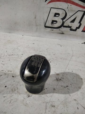 Ручка рычага коробки передач 328658H810 NISSAN