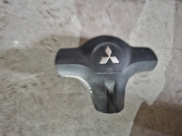 Подушка AIRBAG водительская 4400A244XA MITSUBISHI