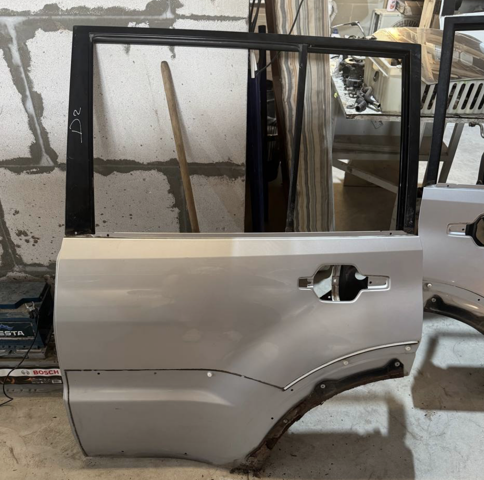 Задняя левая дверь 5730A483 MITSUBISHI