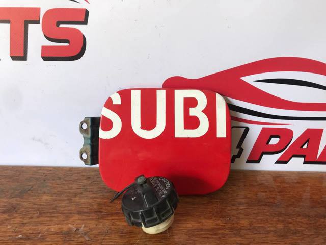 Лючок топливного бака Mitsubishi Lancer 9