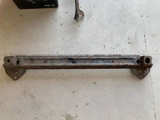 Усилитель бампера заднего 6410B197 MITSUBISHI