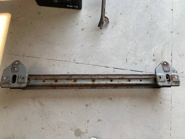 6410B197 MITSUBISHI Усилитель заднего бампера купить в Ирпень