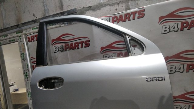 Пассажирская передняя дверь 7600426111 HYUNDAI