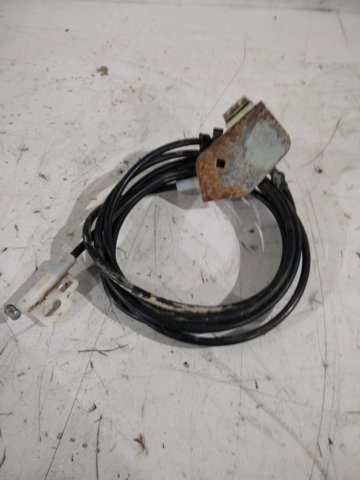 Трос открывания лючка бензобака 788228H315 NISSAN