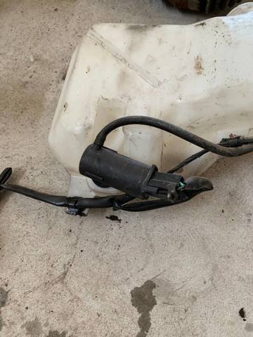 Бачок стеклоомывателя 8260A105 MITSUBISHI