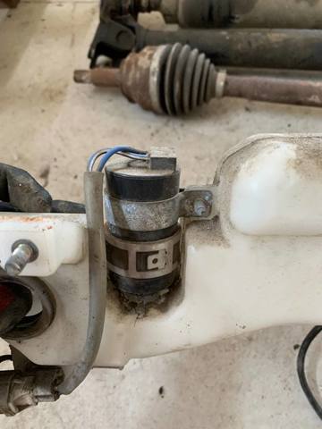 8260A105 MITSUBISHI Бачок омывателя купить в Днепр