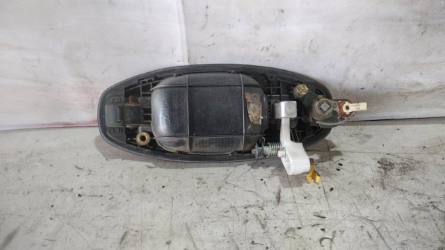 HYUNDAI 8265026000 Ручка двери передней наружная левая в наличии Ровно
